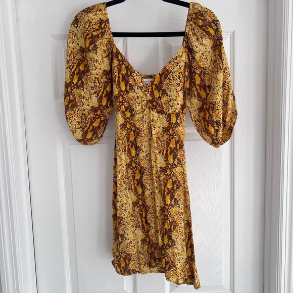 FAITHFULL THE BRAND Snakeskin Print Mini Dress Puff Sleeve Sweetheart Cut 4 S - Picture 5 of 11